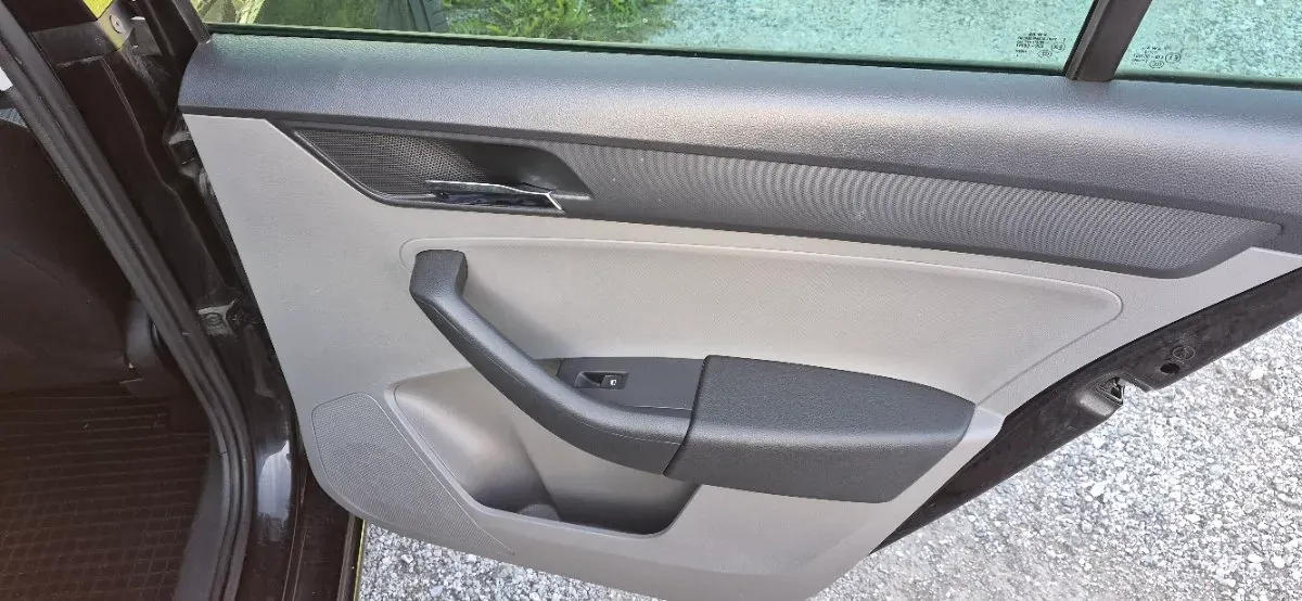 Seat Toledo 2013 photo 3