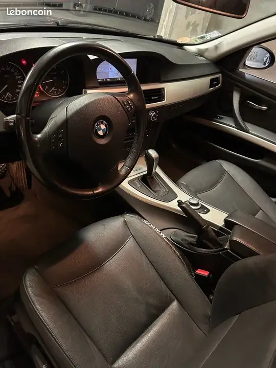 BMW Série 3 2007 photo 2