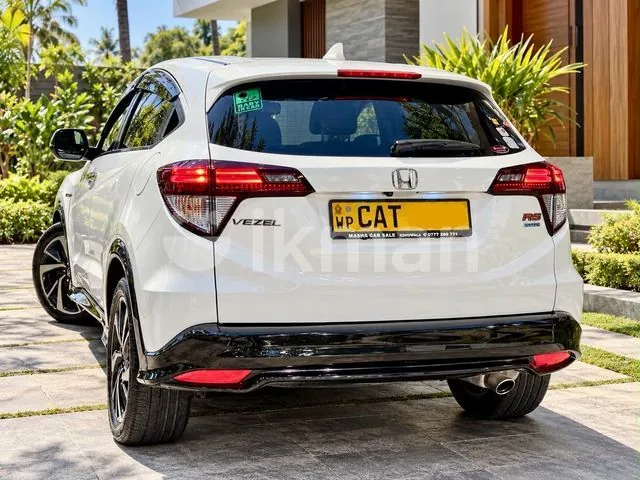 Honda Vezel 2018 photo 2