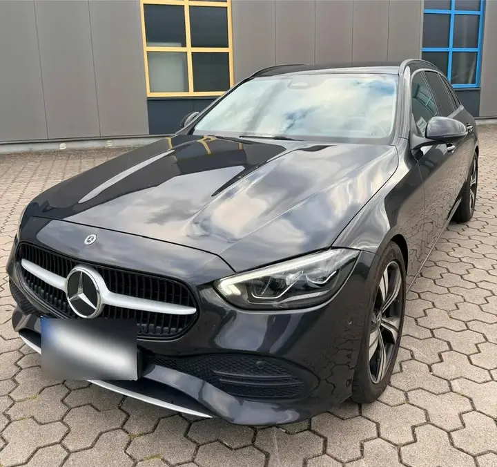 Mercedes-Benz C200