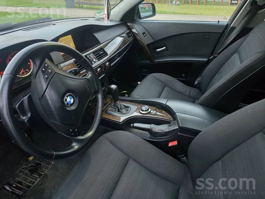 BMW 520 2005 photo 3