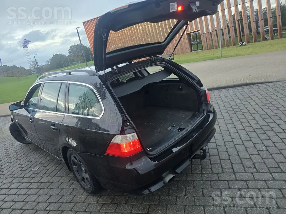 BMW 520 2005 photo 4