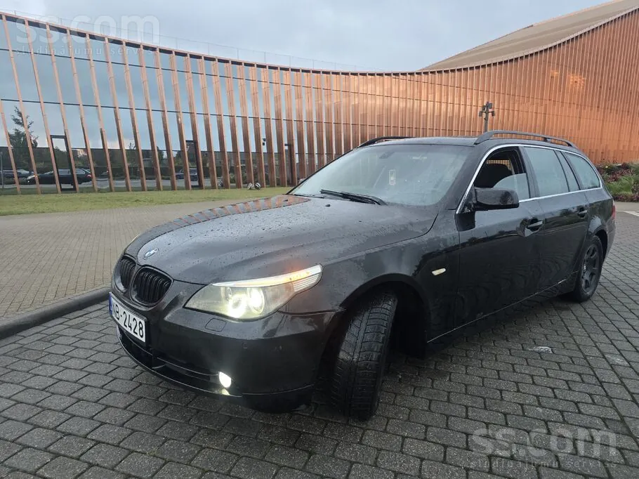 BMW 520 2005 photo 2