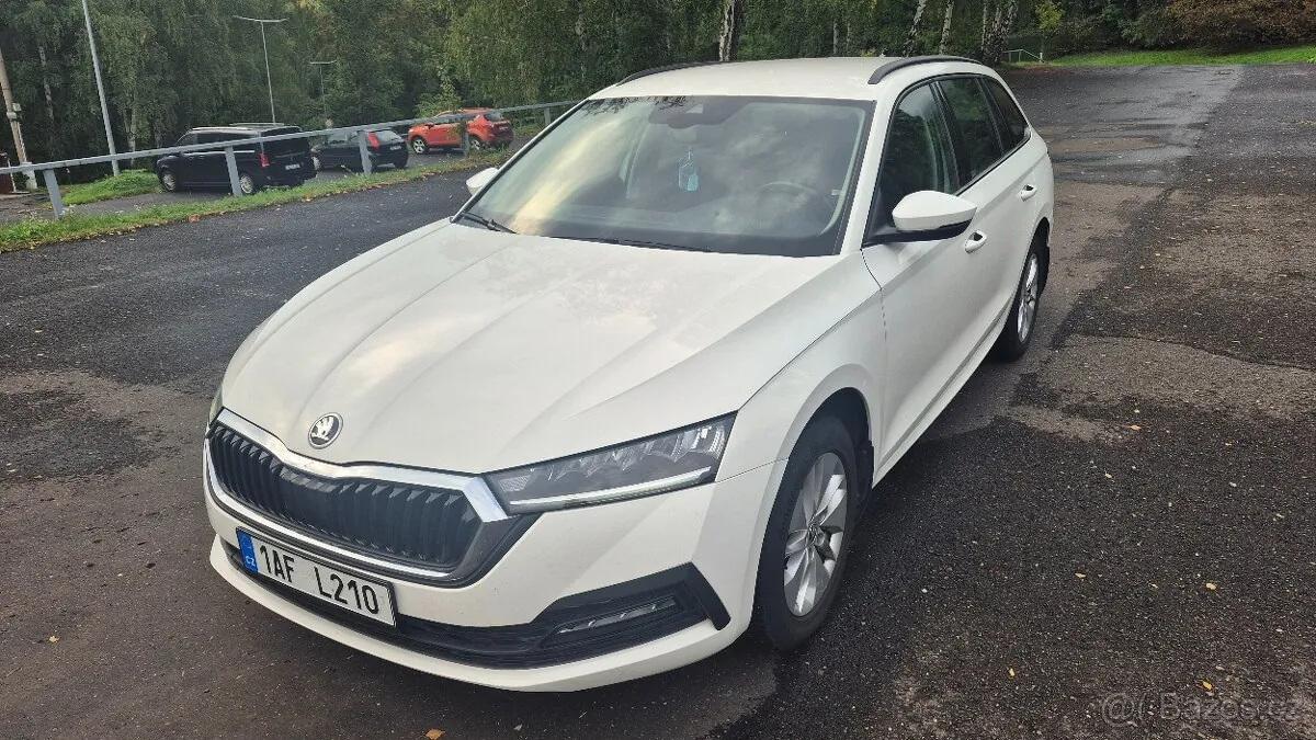 Skoda Octavia 2021 photo 3