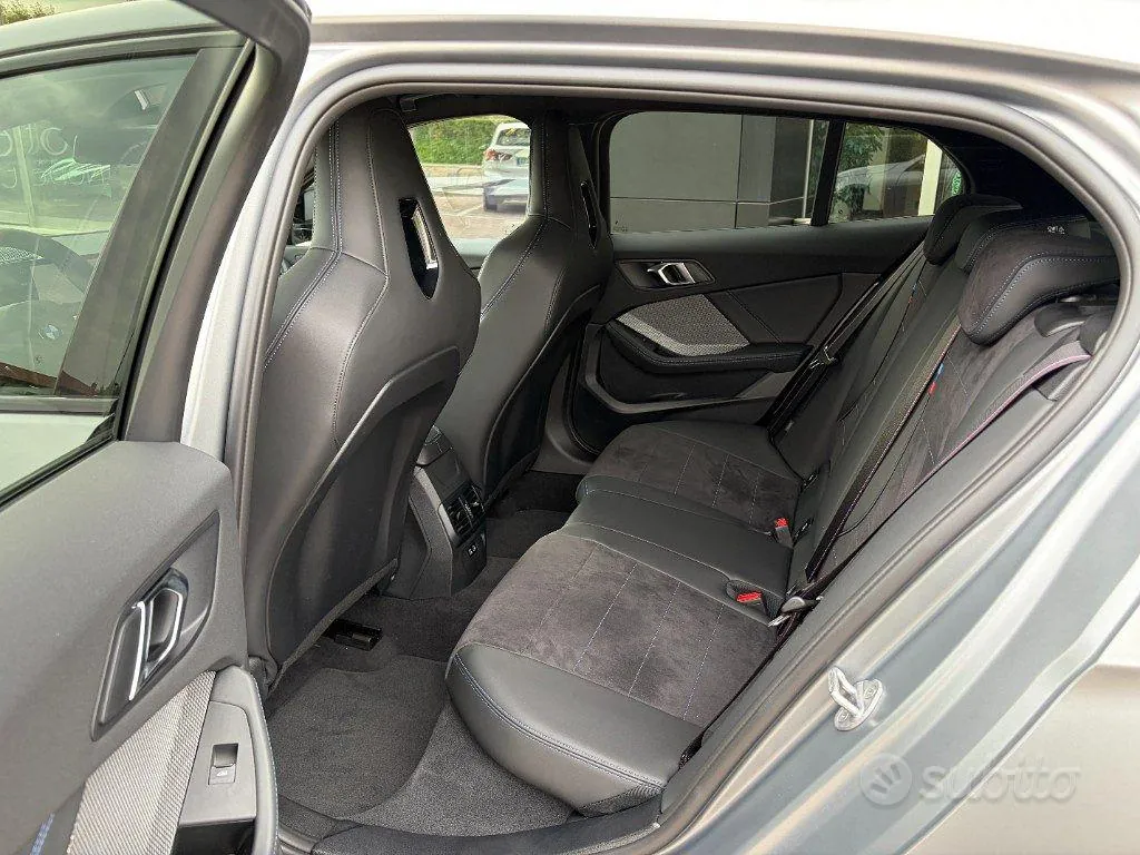 BMW M135I 2026 photo 4