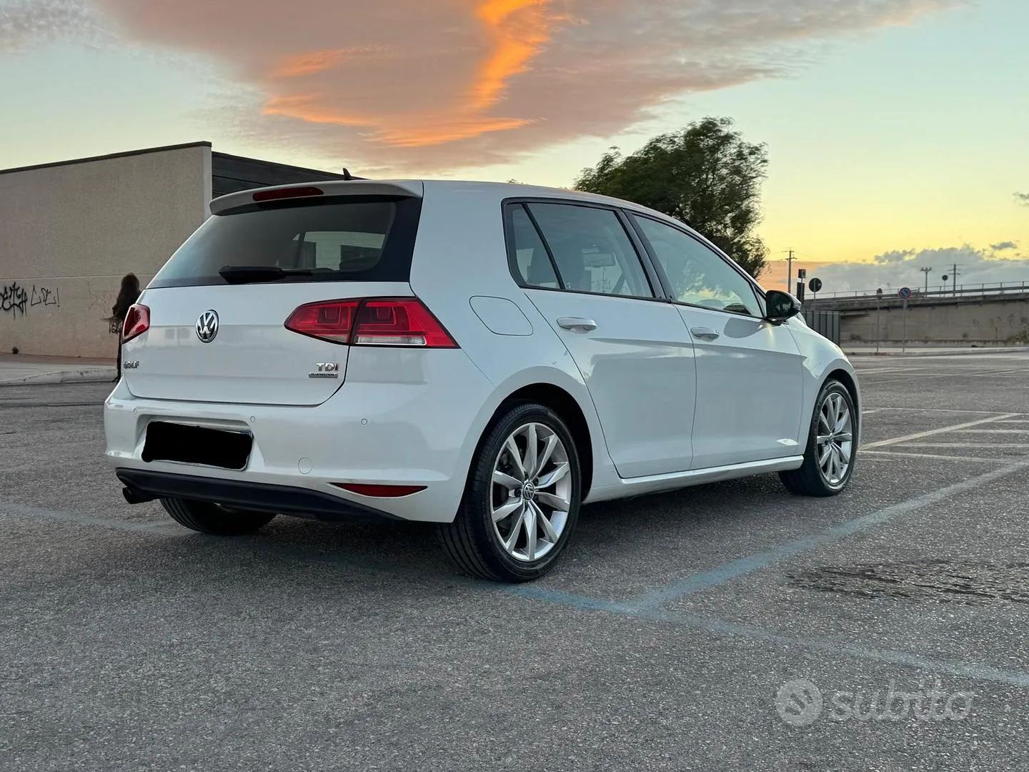 Volkswagen Golf 2013 photo 2