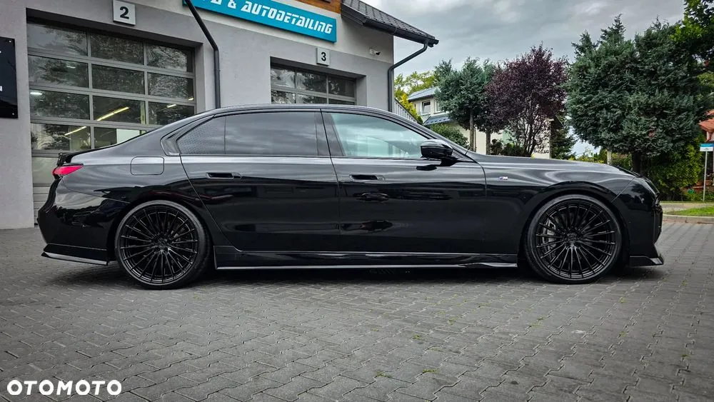 BMW Seria 7 2023 photo 4