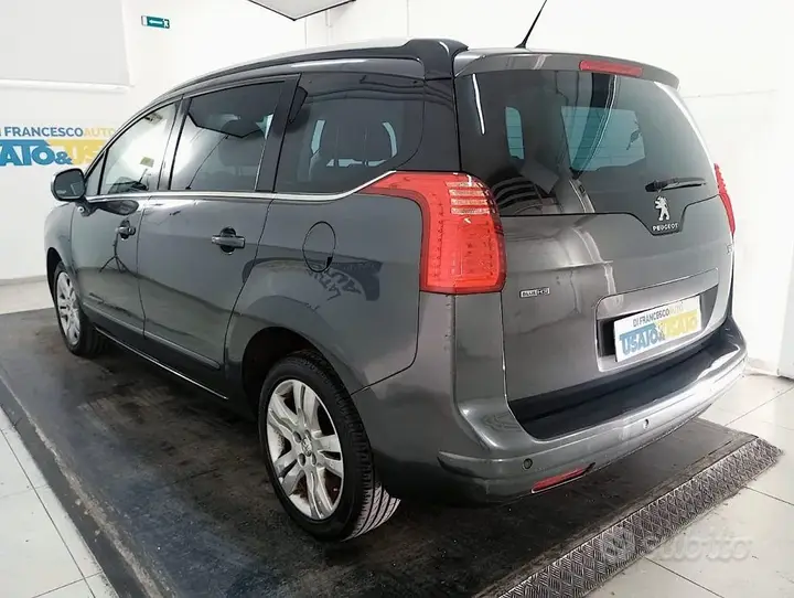 Peugeot 5008 2016 photo 4