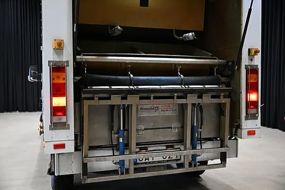 Mercedes-Benz Sprinter 316 2013 photo 3