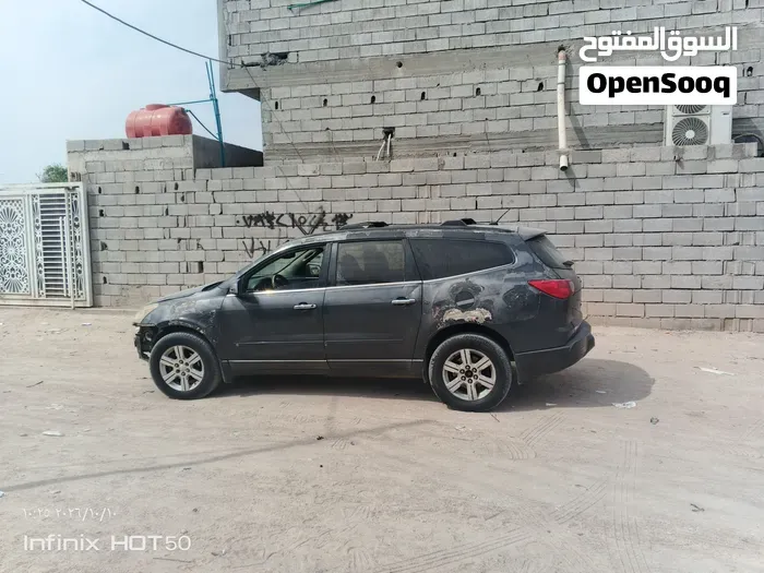 Chevrolet Traverse 2010 photo 2