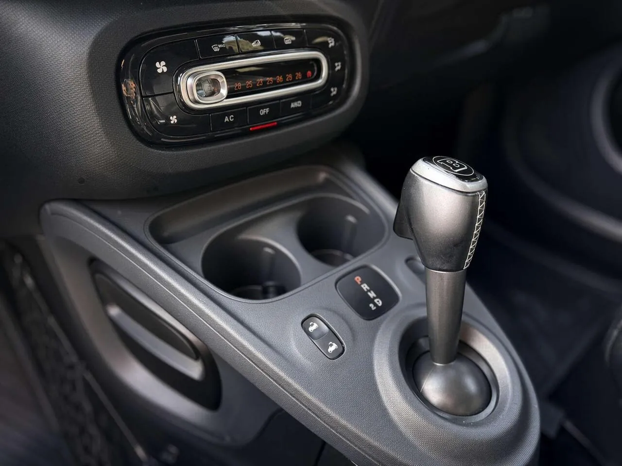 Smart Fortwo 2017 photo 3