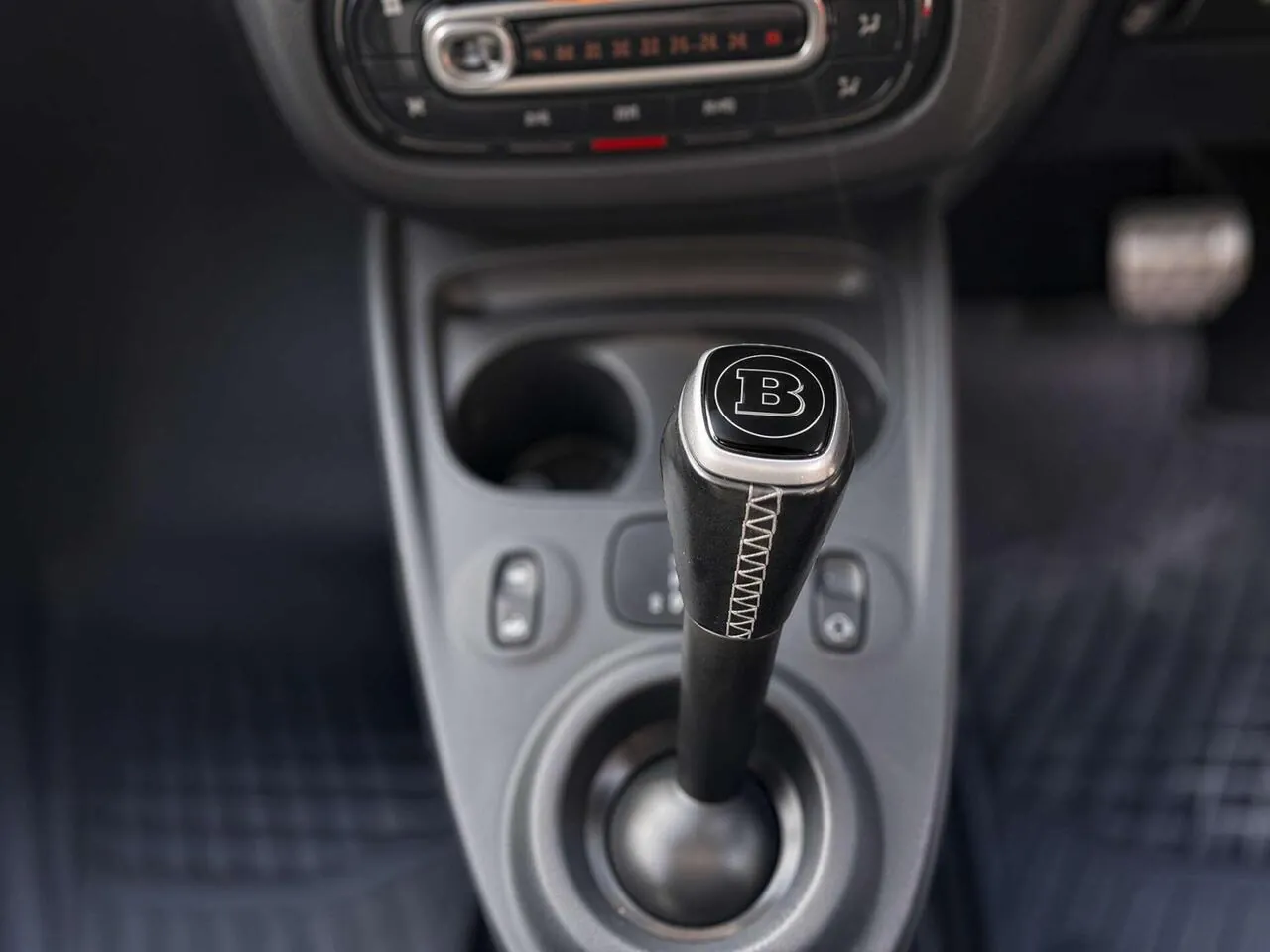 Smart Fortwo 2017 photo 2