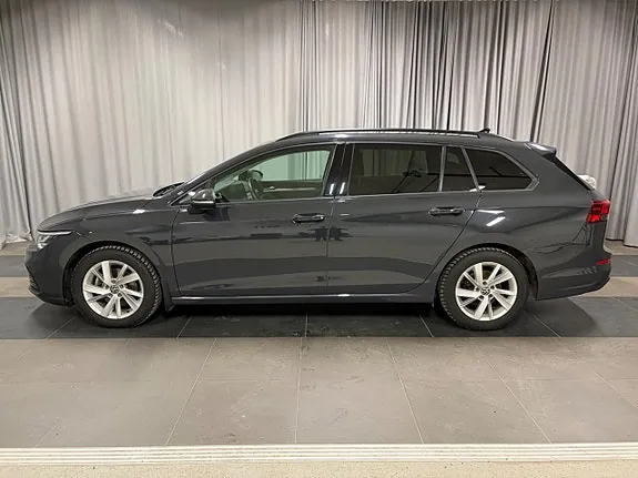 Volkswagen Golf I 2023 photo 2