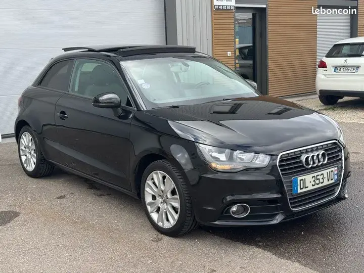 Audi A1 2014 photo 2