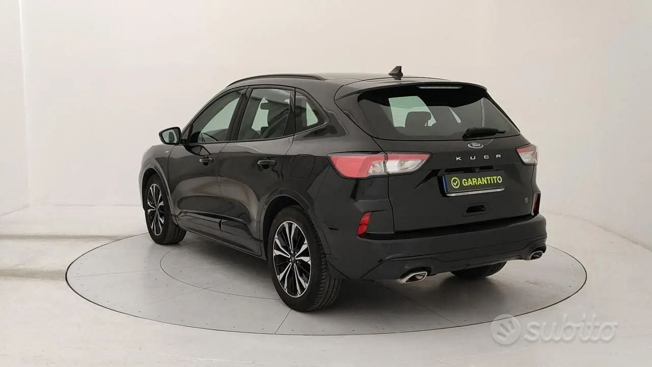 Ford Kuga 2022 photo 3