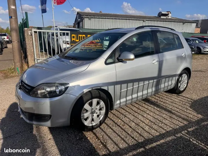 Volkswagen Golf 2009 photo 3