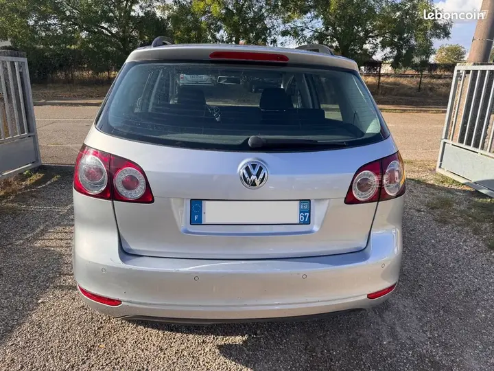 Volkswagen Golf 2009 photo 5