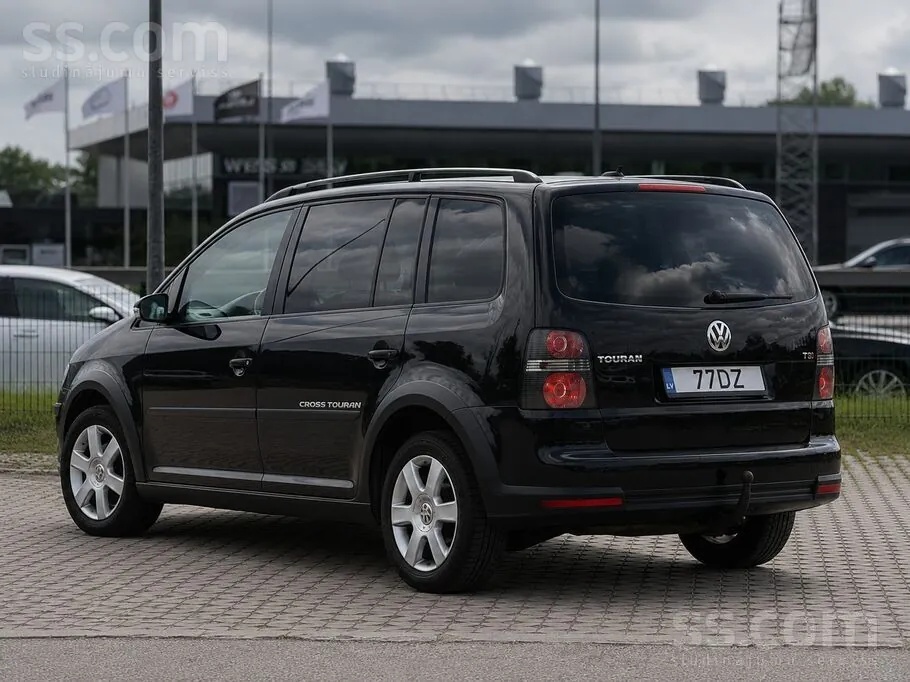 Volkswagen Touran 2007 photo 5