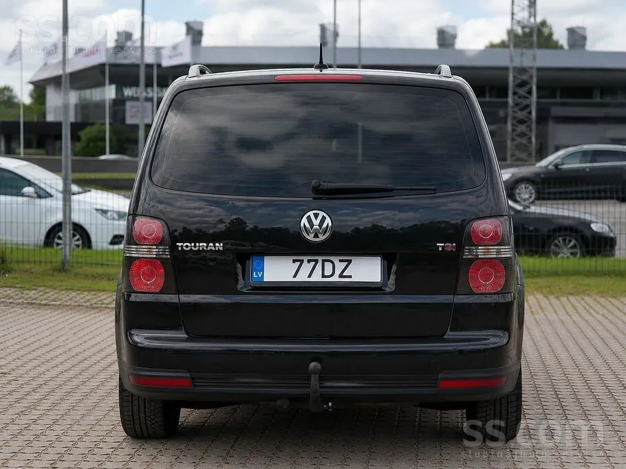 Volkswagen Touran 2007 photo 3
