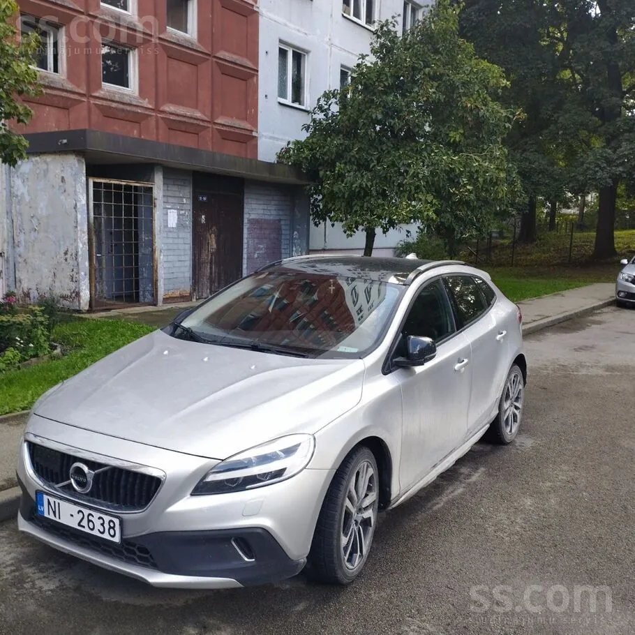 Volvo V40 2017 photo 2