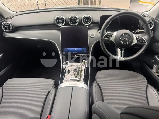 Mercedes-Benz C200 2023 photo 3