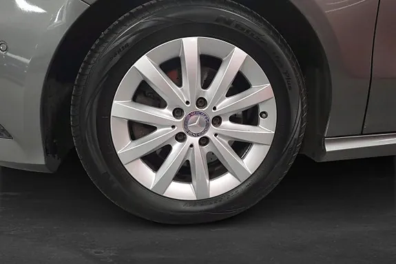Mercedes-Benz A180 2013 photo 5