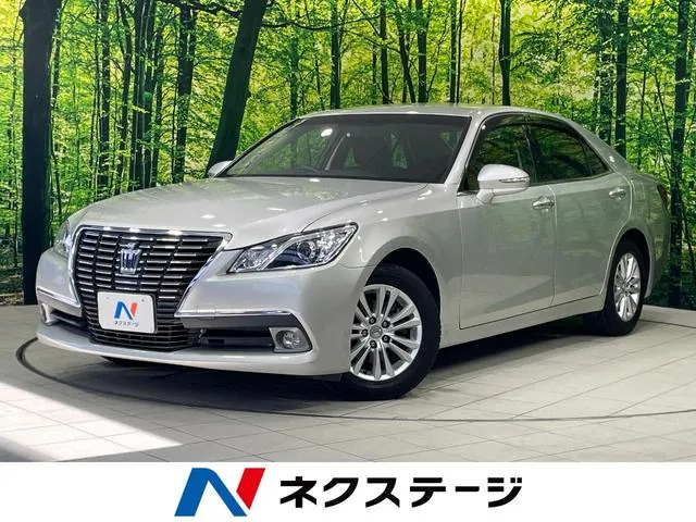 Toyota Crown Royal