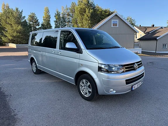 Volkswagen Caravelle 2012 photo 3