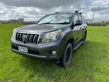 Toyota Land Cruiser Prado 2011 photo 4
