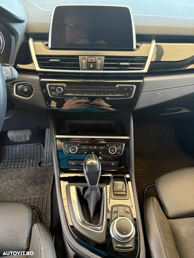 BMW 2 Series 2020 photo 4