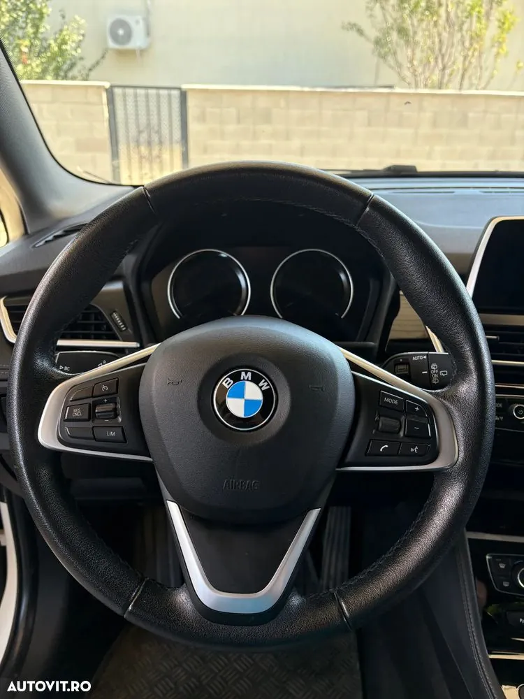 BMW 2 Series 2020 photo 3