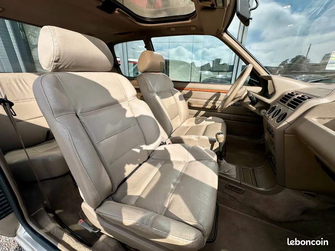 Peugeot 205 1993 photo 5