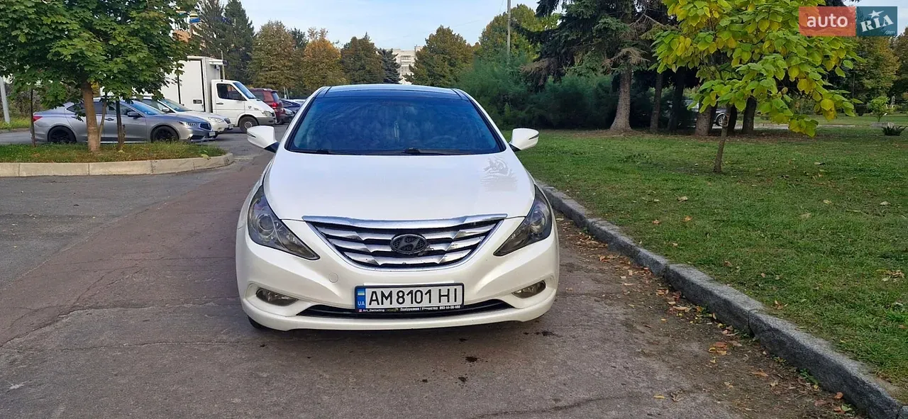 Hyundai Sonata 2012 photo 4