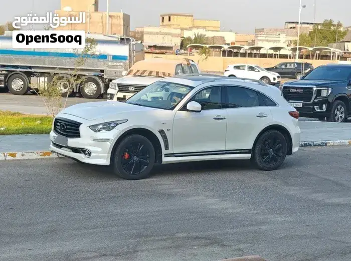 Infiniti Qx70 2015 photo 3