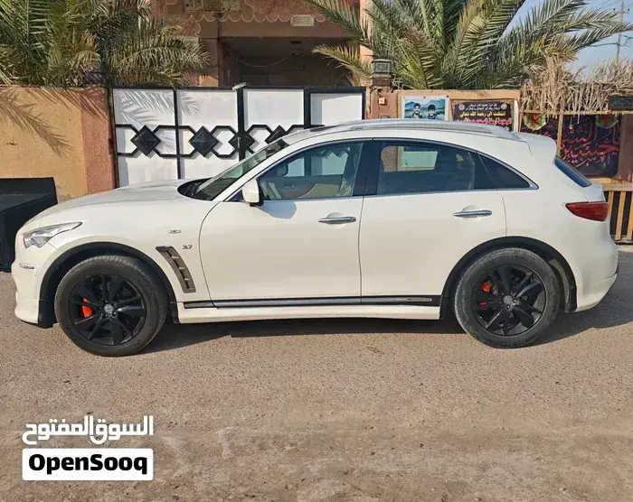 Infiniti Qx70 2015 photo 4