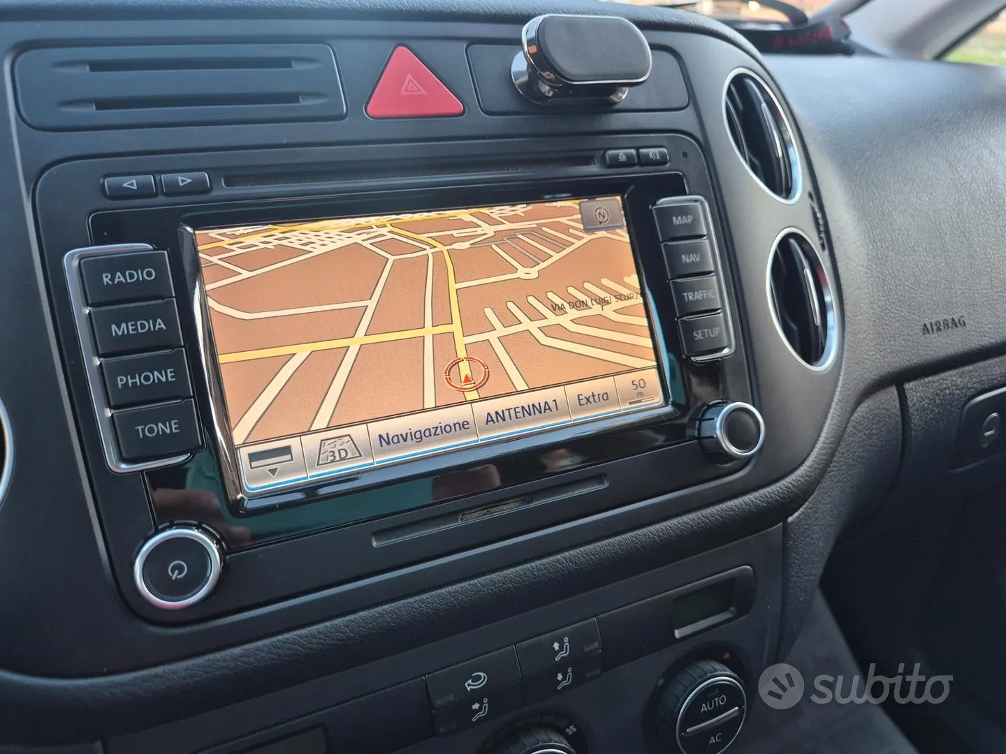 Volkswagen Golf Plus 2009 photo 2
