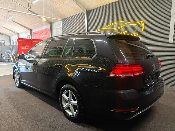 Volkswagen Golf 2019 photo 3