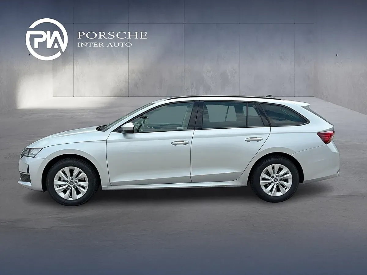 Skoda Octavia 2025 photo 2