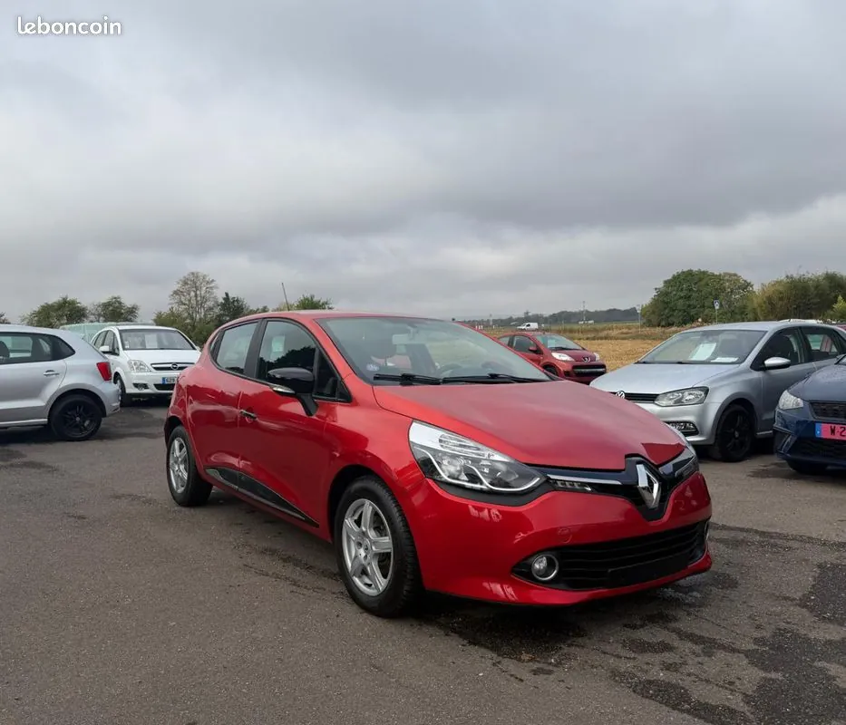 Renault Clio 2013 photo 3