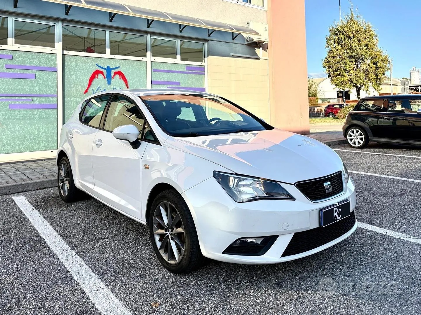 Seat Ibiza 2015 photo 3