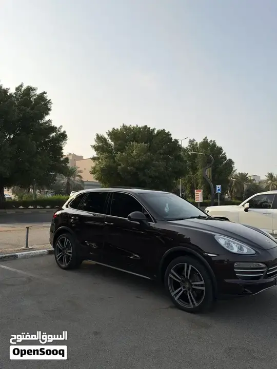 Porsche Cayenne 2014 photo 2