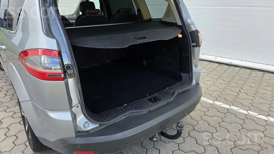 Ford S-Max 2011 photo 5
