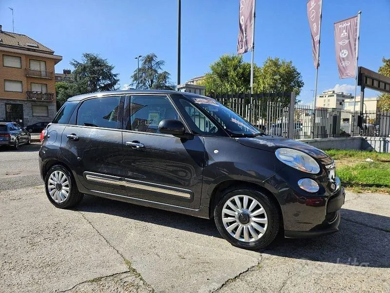 Fiat 500L 2016 photo 2