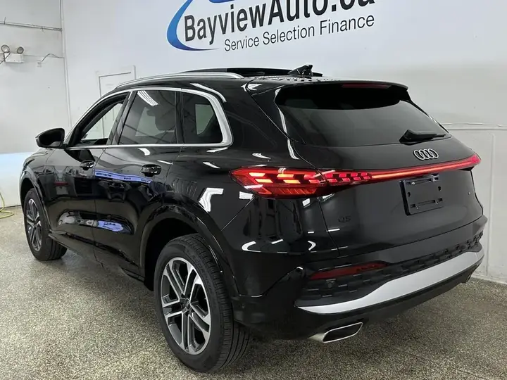 Audi Q5 2025 photo 5