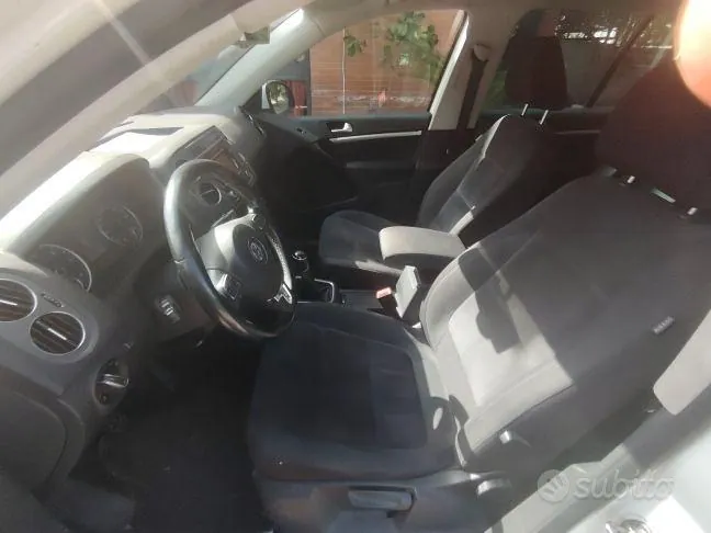 Volkswagen Tiguan 2012 photo 5