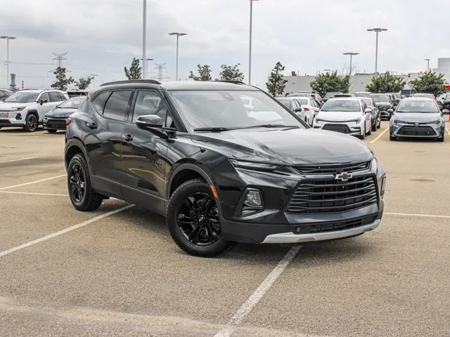 Chevrolet Blazer 2022 photo 2