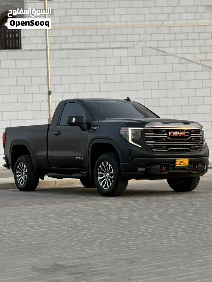 GMC Sierra 2023 photo 2