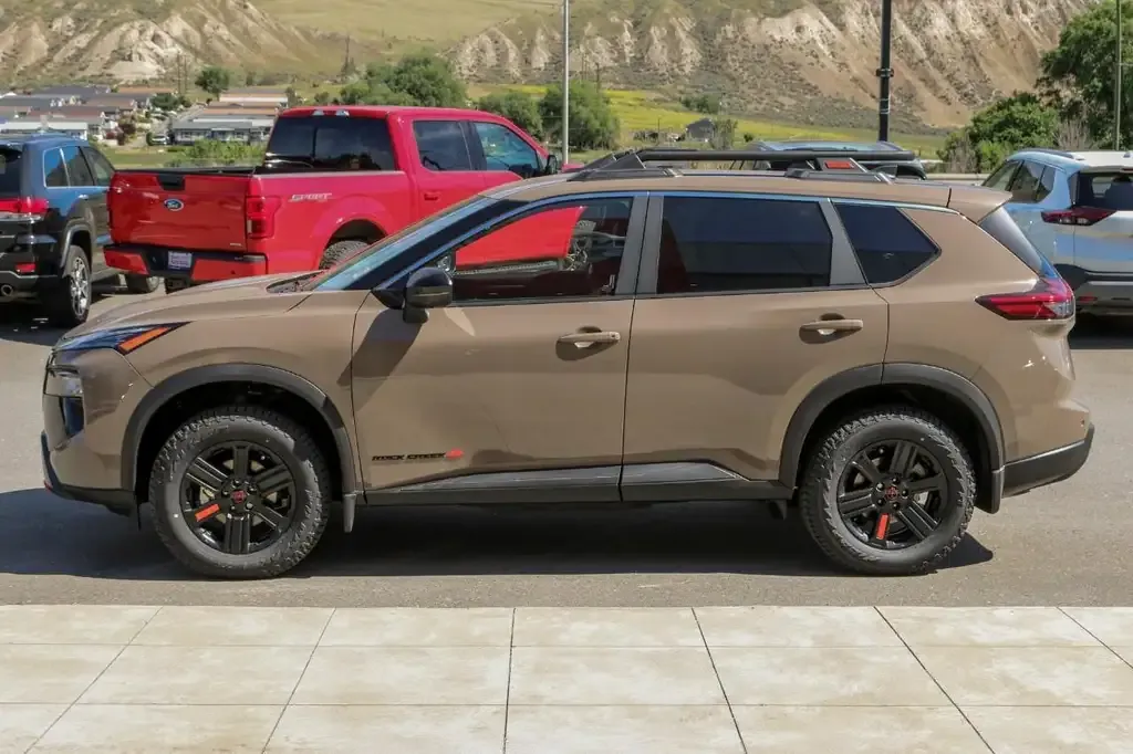 Nissan Rogue 2026 photo 2