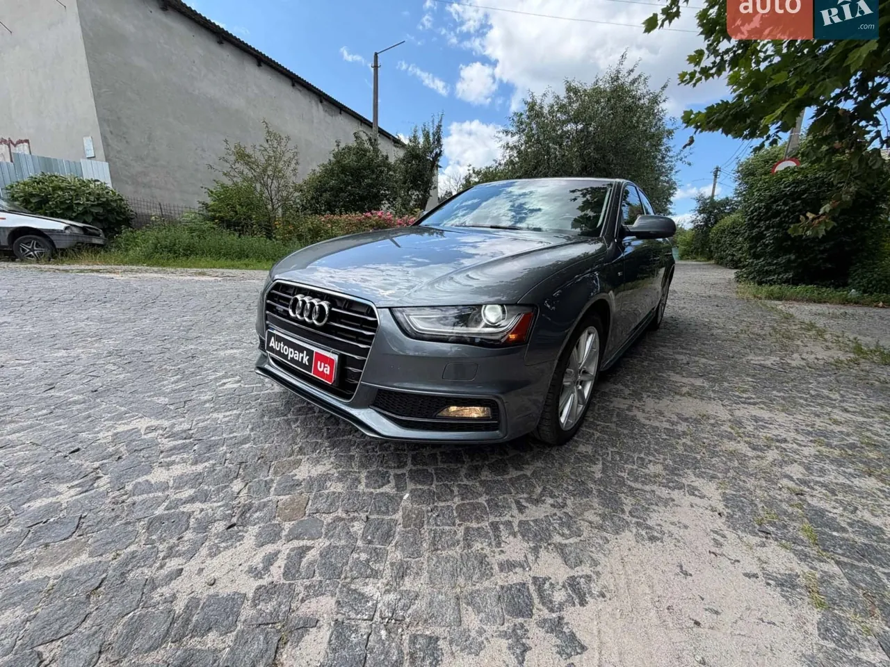 Audi A4