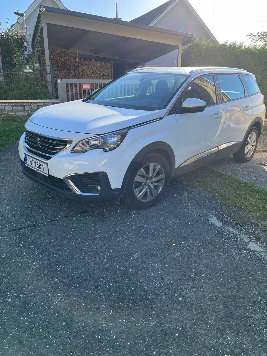 Peugeot 5008 2018 photo 3